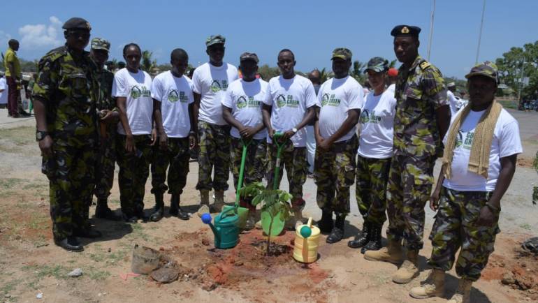 KENYA NAVY SOLDIERS GO GREEN
