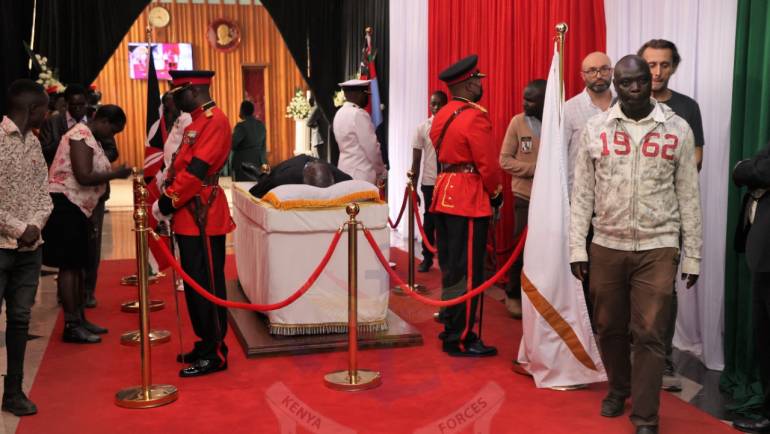 KENYANS PAY LAST RESPECTS TO THE LATE PRESIDENT KIBAKI ON DAY TWO OF LYING IN STATE