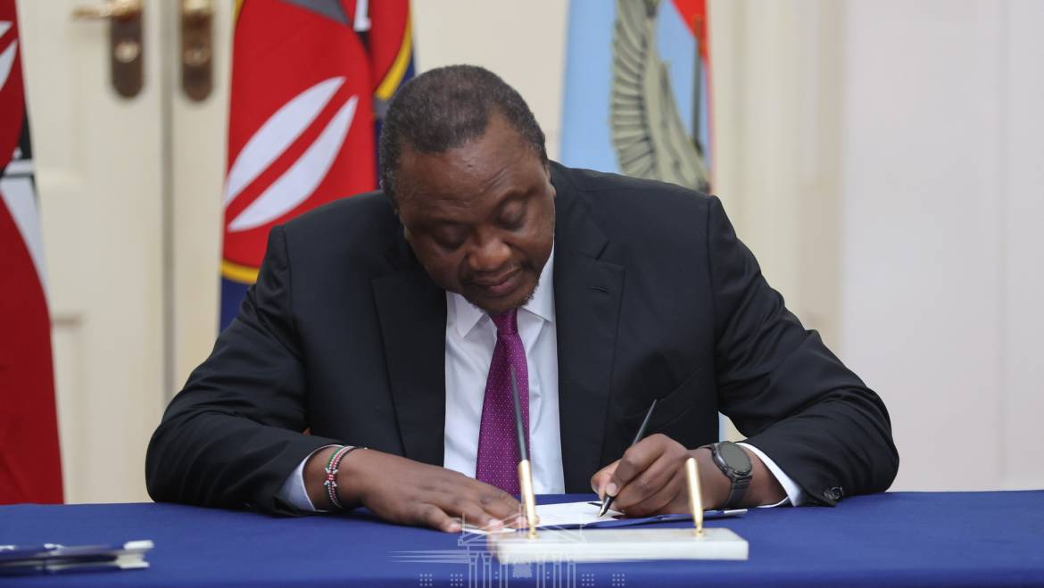PRESIDENT UHURU KENYATTA SIGNS INTO LAW THE MILITARY VETERANS BILL, 2022.