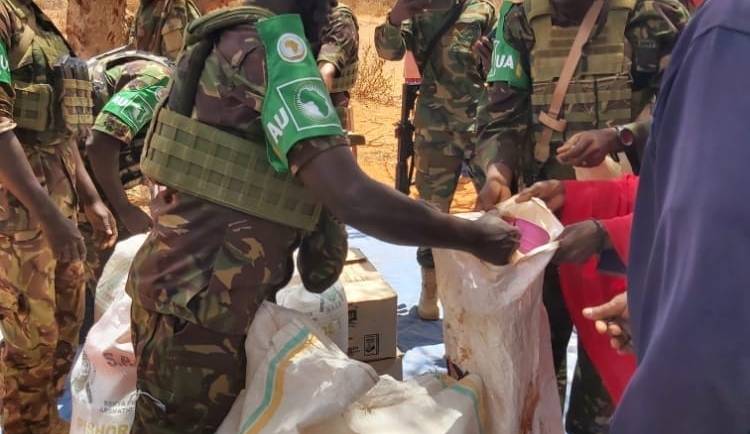 KDF INSTALLS  WATER TANKS AND DONATES FOOD AND WATER TO  BURAHACHE RESIDENTS