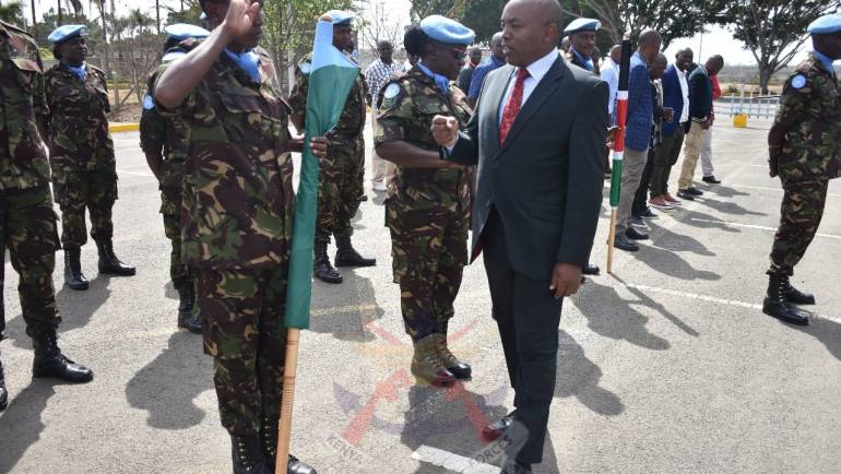 ACTING DEPUTY ARMY COMMANDER SEES OFF SIGNAL COMPANY TO DRC