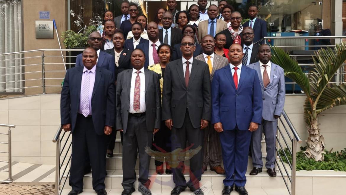 MINISTRY OF DEFENCE BIDS FAREWELL TO LONG-SERVING SECRETARY OF ADMINISTRATION
