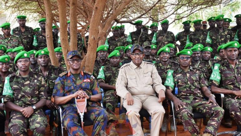DEFENCE CS VISITS KISMAYU ON CHRISTMAS DAY