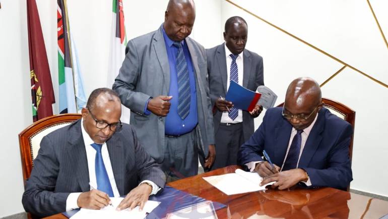 CS LEADS SEMI-AUTONOMOUS AGENCIES IN SIGNING PERFORMANCE CONTRACT