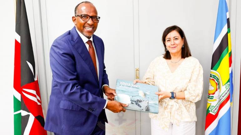 CS DUALE HOSTS ARGENTINE AMBASSADOR