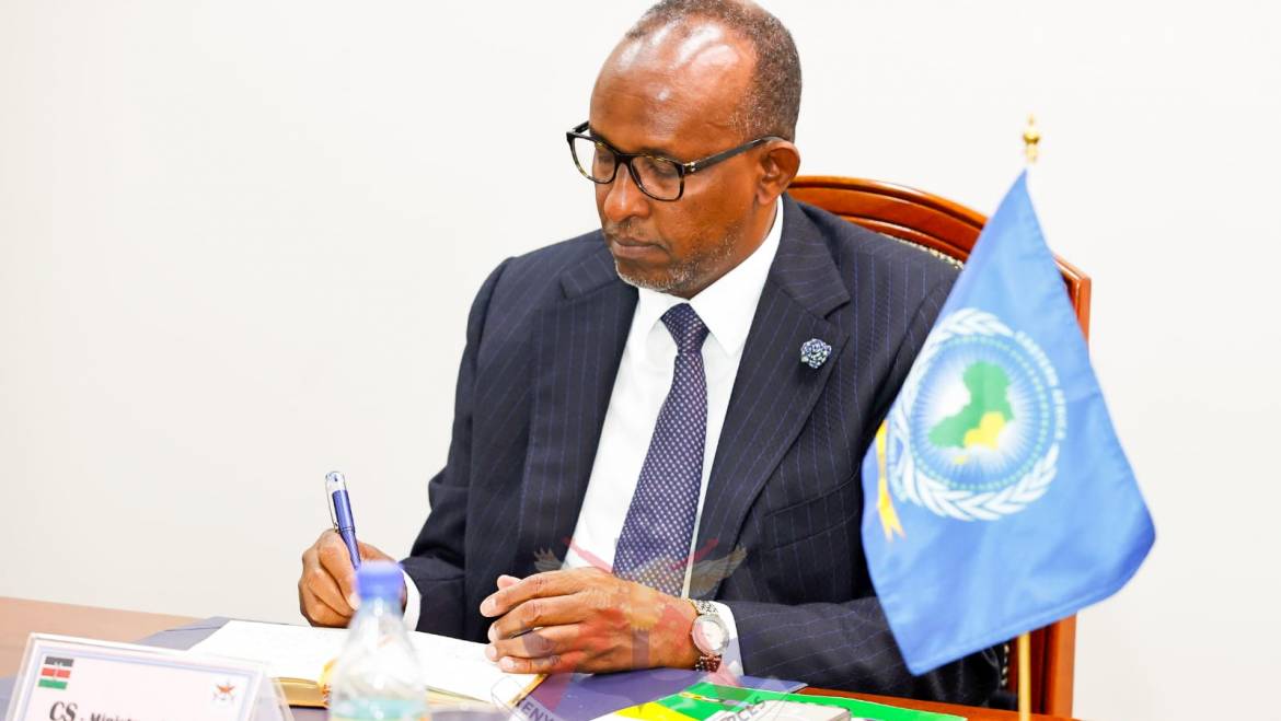CS DEFENCE HOSTS EASF DELEGATION