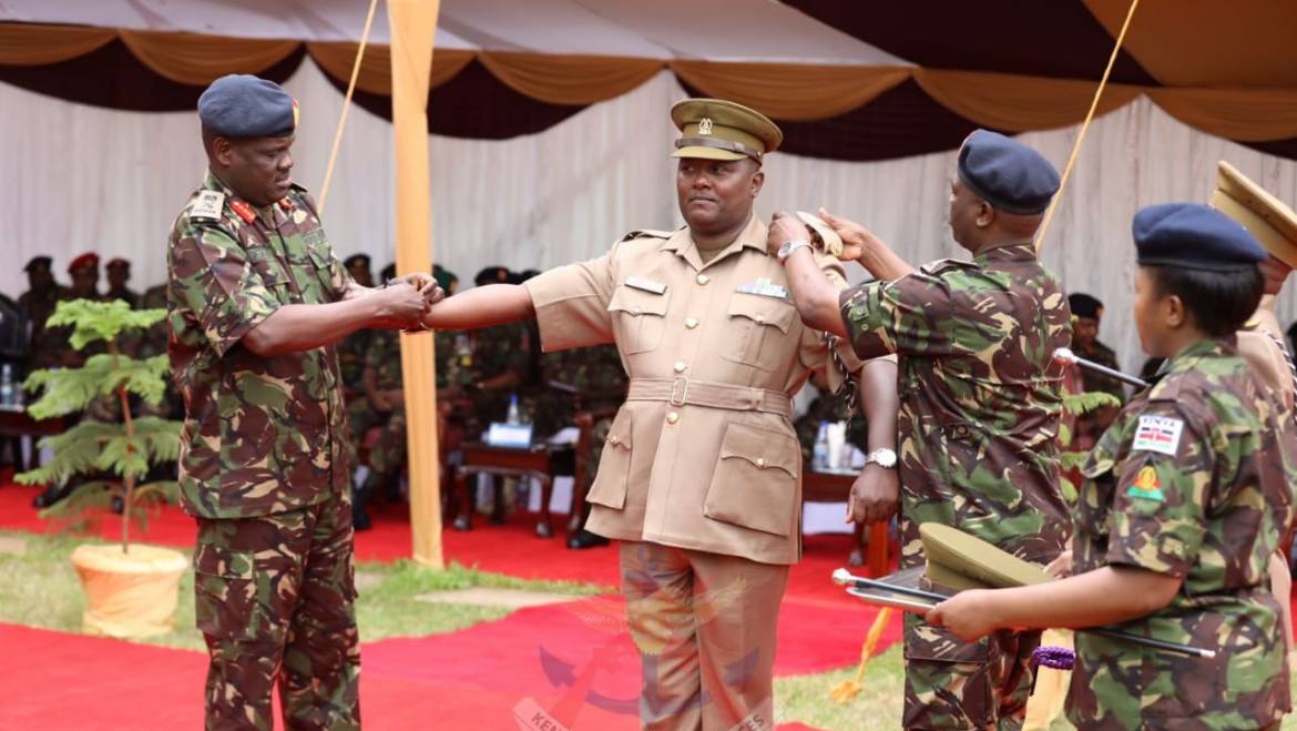 END OF AN ERA FOR ARMY SERGEANT MAJOR, HIS SUCCESSOR TAKES POST
