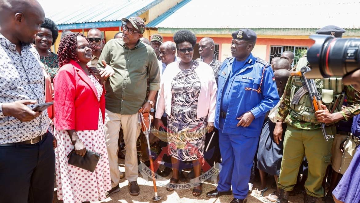 CS DEFENCE VISITS NORTH RIFT.