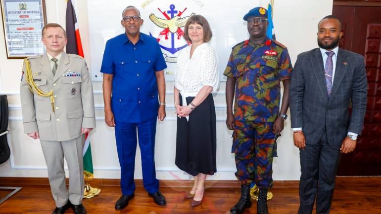 CS DUALE HOLDS TALKS WITH THE CZECH REPUBLIC AMBASSADOR