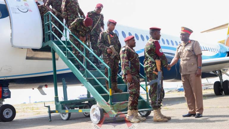 DEPUTY COMMANDER KENYA ARMY RECEIVES  KDF TROOPS FROM DRC