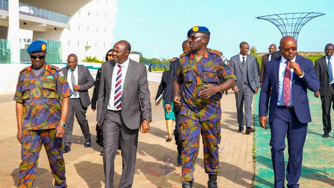 HEAD OF PUBLIC SERVICE VISITS UHURU GARDENS