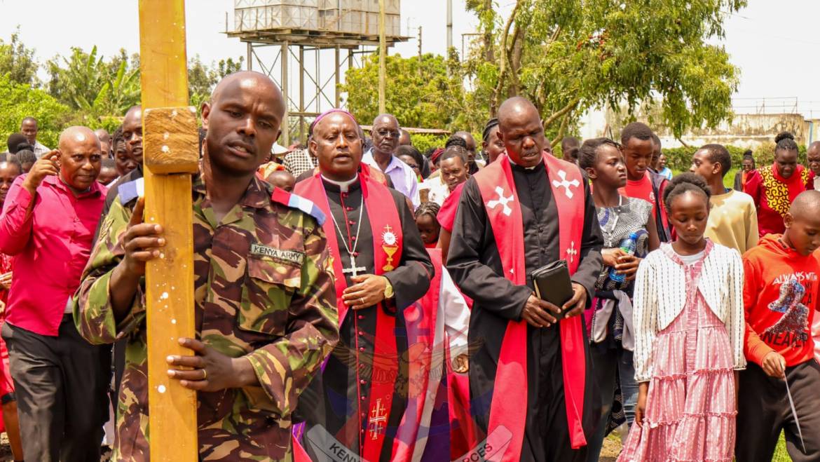 BISHOP CELEBRATES HOLY WEEK IN NAKURU