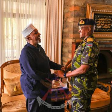 CDF VISITS GENERAL (RTD) MOHAMUD MOHAMED.