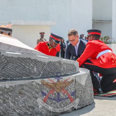 FINNISH PRESIDENT LAYS WREATH AT UGNM&M