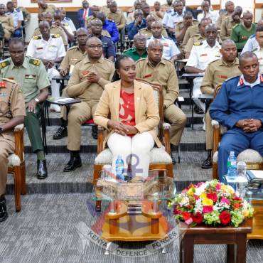 DEFENCE CS DELIVERS PUBLIC LECTURE AT JCSC