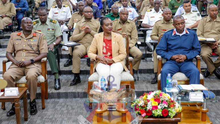 DEFENCE CS DELIVERS PUBLIC LECTURE AT JCSC