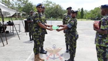 SENIOR LEADERSHIP COURSE PARTICIPANTS GRADUATE 