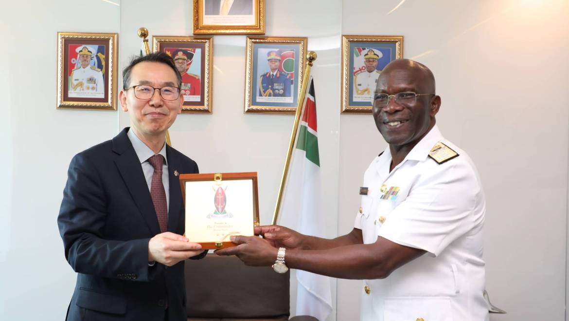 STRENGTHENING BILATERAL TIES