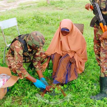 KDF TROOPS EXTEND SUPPORT TO BULA SINAI COMMUNITY