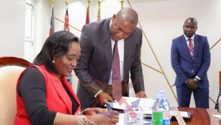 CS DEFENCE PRESIDES OVER SIGNING OF PERFOMANCE CONTRACTS 