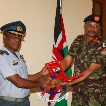 KDF AND ZIMBABWE DEFENCE FORCES STRENGTHEN STRATEGIC COOPERATION THROUGH BENCHMARKING VISIT