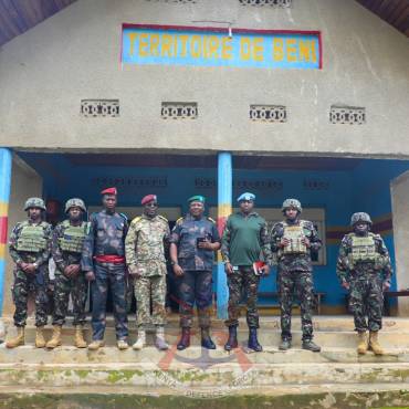 COMMANDER KENQRF STRENGTHENS TIES WITH CONGOLESE LEADERS IN OICHA