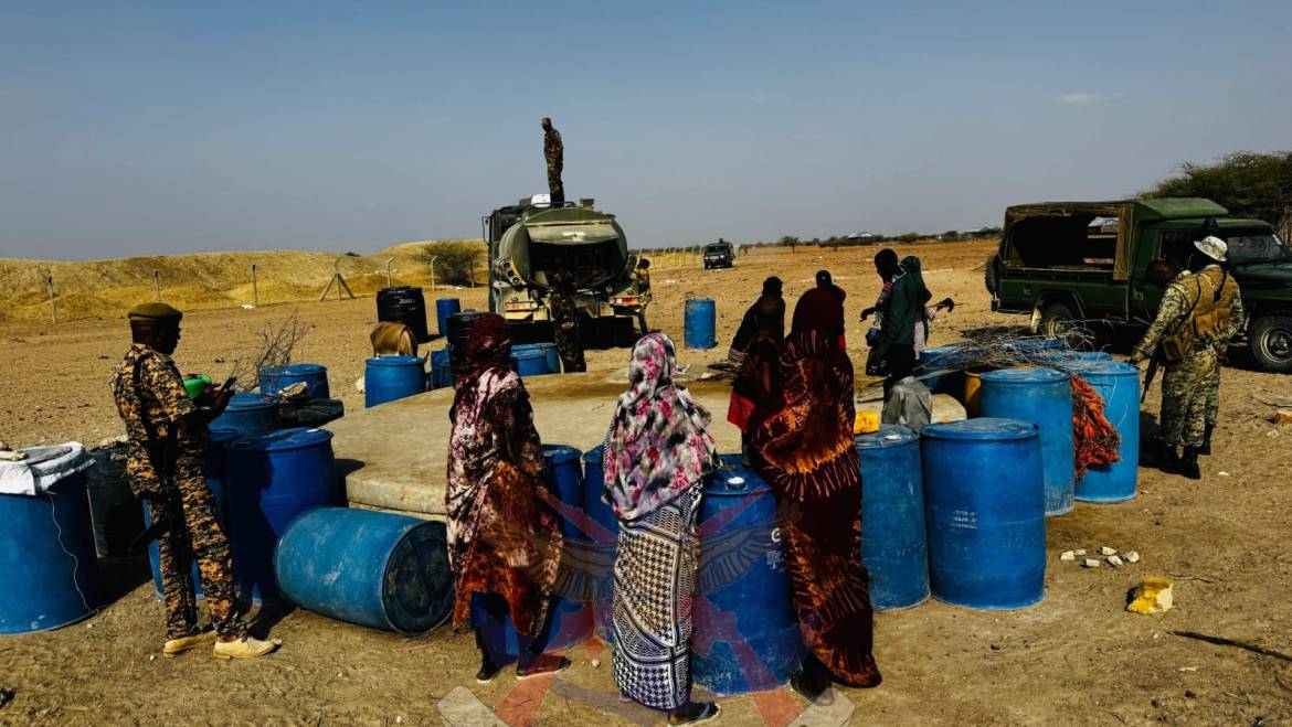 KDF CONDUCTS CIMIC WATER RESUPPLY OPERATION AT HUBSOY, WAJIR SOUTH SUB-COUNTY