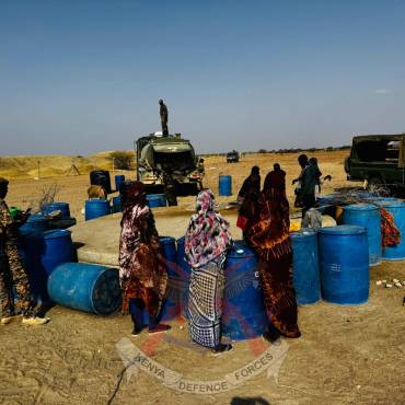 KDF CONDUCTS CIMIC WATER RESUPPLY OPERATION AT HUBSOY, WAJIR SOUTH SUB-COUNTY