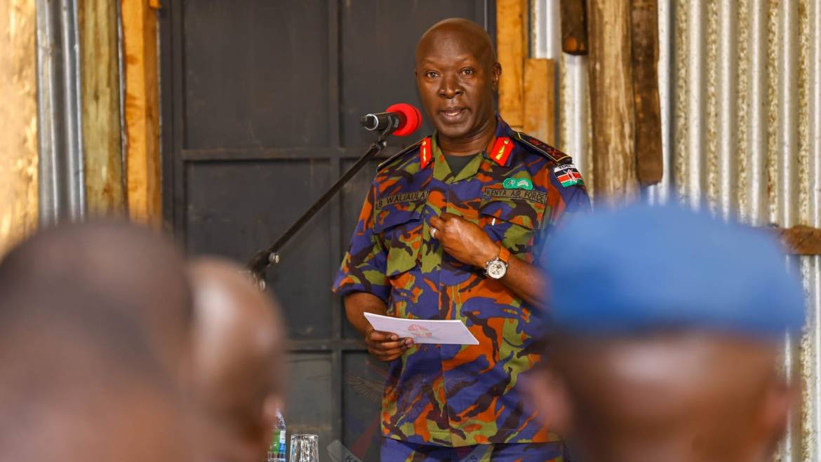 COMMANDER KENYA AIR FORCE VISITS SPORTS CAMP