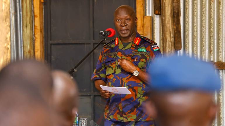 COMMANDER KENYA AIR FORCE VISITS SPORTS CAMP