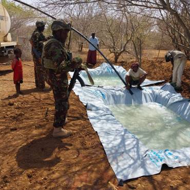 KDF DELIVERS WATER TO ELEMA SETTLEMENT IN WAJIR