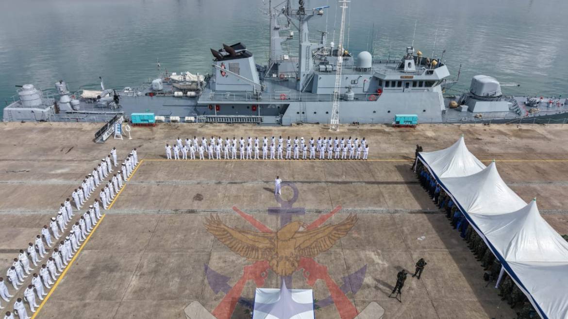 COMMANDER KENYA NAVY FLAGS OFF EX-JITEGEMEE XXVII AND LAUNCHES REGIONAL OPERATION BAHARI MOJA