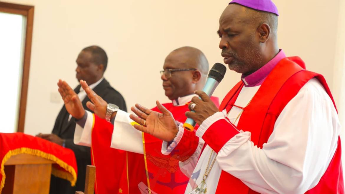 ARCHBISHOP PRESIDES OVER KDF CHAPLAINS RETREAT AND FAREWELL