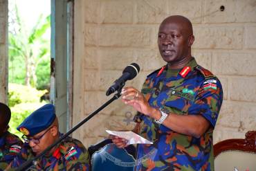 COMMANDER KENYA AIR FORCE COMMENDS RAPID RESPONSE UNIT FOR FLOOD RESCUE OPERATIONS