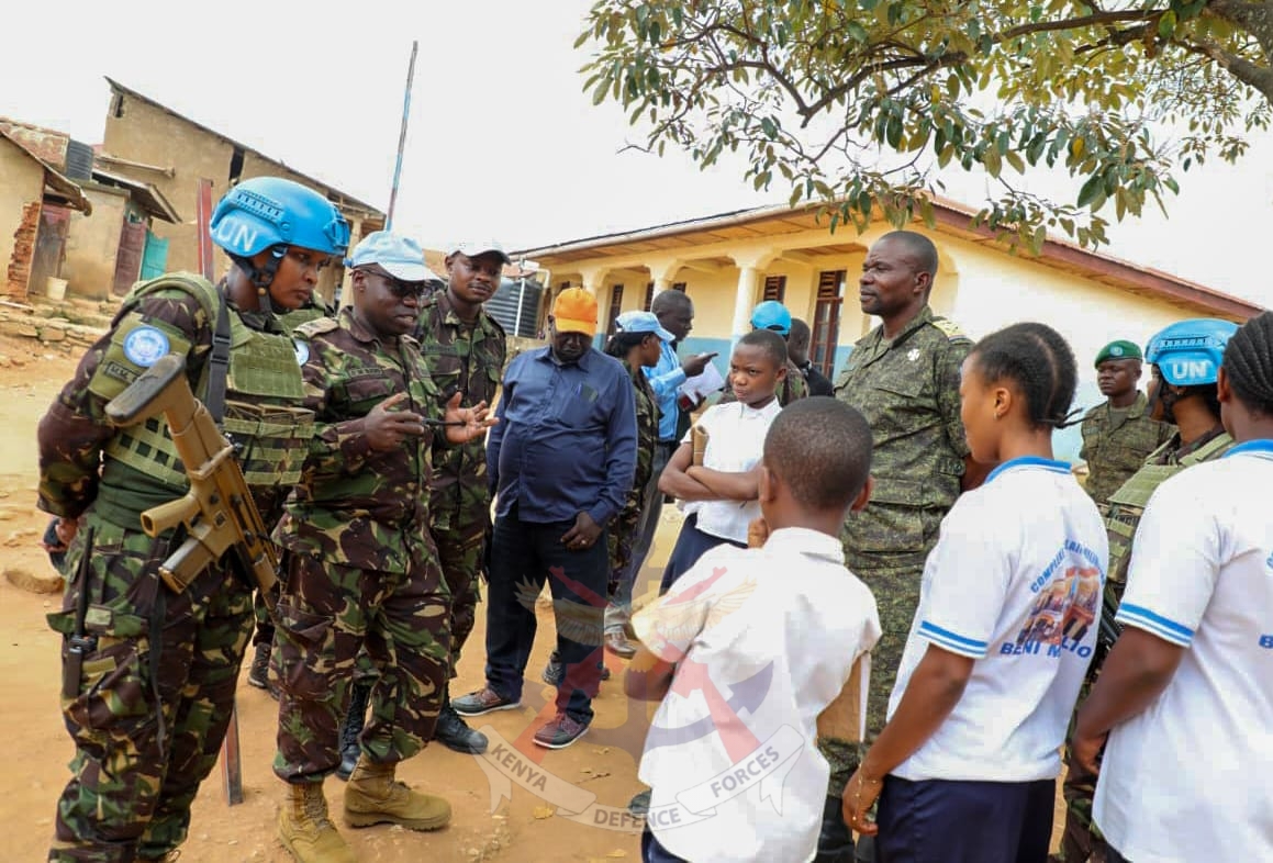 KENYAN PEACEKEEPERS ASSIST ORPHANS