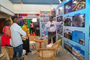MOD SHOWCASES SPACE TECHNOLOGY AND HUMAN ORIGINS AT GLOBAL DATA FESTIVAL
