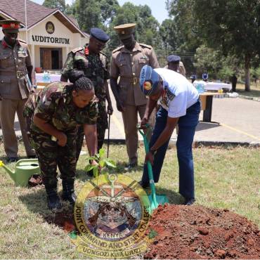 MOULDING THE NEXT GENERATION OF COMMANDERS AND STAFF OFFICERS